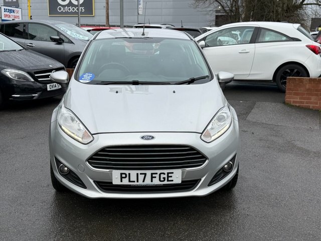 2017 Ford Fiesta 1.3L Zetec 3dr - Photo 2