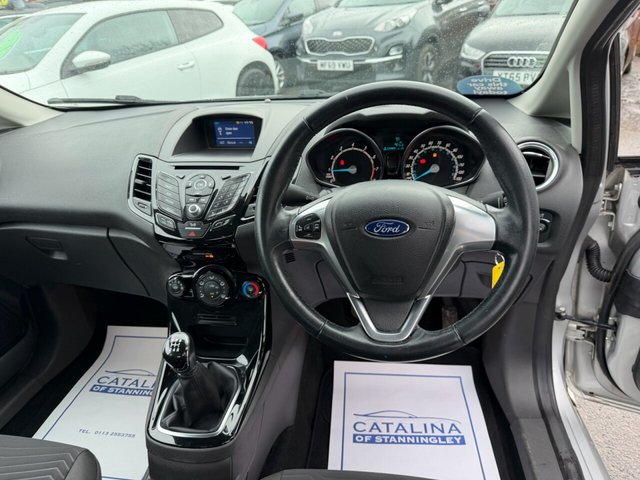 2017 Ford Fiesta 1.3L Zetec 3dr - Photo 4