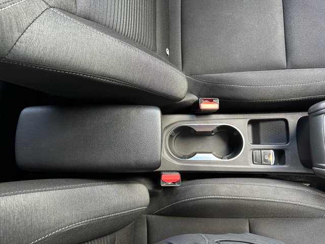 2020 RENAULT CAPTUR - Photo 8