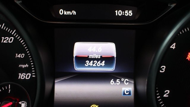 2018 MERCEDES-BENZ GLA (2018) - Photo 8