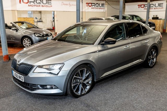 2019 SKODA SUPERB 1.5 TSI ACT SportLine Plus Hatchback 5dr Petrol DSG Euro 6 (s/s) (150 ps) - Photo 6