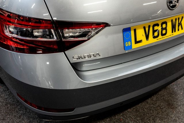 2019 SKODA SUPERB 1.5 TSI ACT SportLine Plus Hatchback 5dr Petrol DSG Euro 6 (s/s) (150 ps) - Photo 10