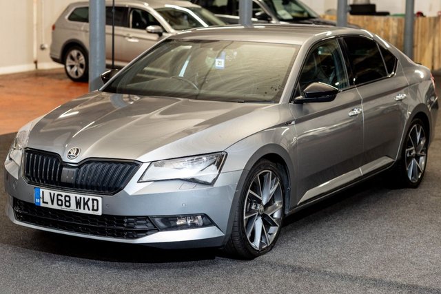 2019 SKODA SUPERB 1.5 TSI ACT SportLine Plus Hatchback 5dr Petrol DSG Euro 6 (s/s) (150 ps)