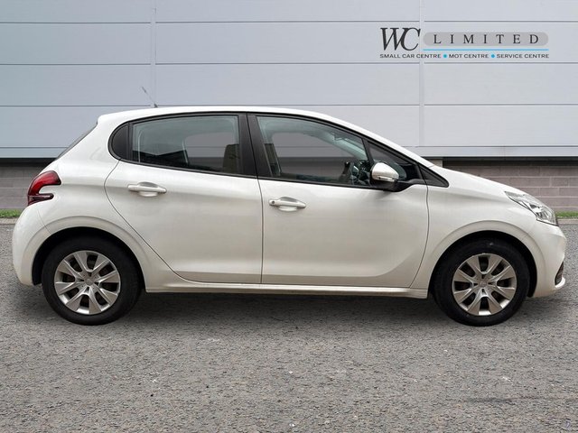 2016 PEUGEOT 208 1.0 PureTech Access (a/c) Hatchback 5dr Petrol Manual Euro 6 (68 ps) - Photo 3