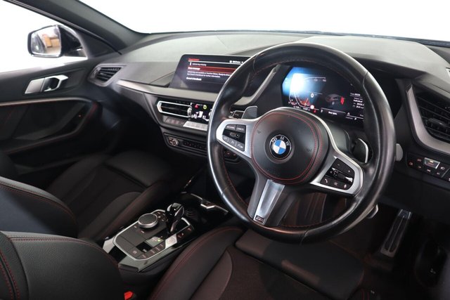 2023 BMW 1 Series - Photo 11