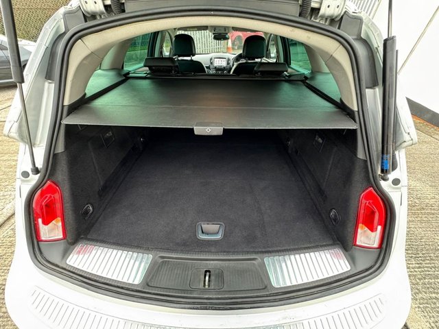 2015 Vauxhall Insignia 2L Nav 5dr - Photo 10