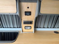 USED 2017 67 VOLKSWAGEN TRANSPORTER 2.0 TDI T30 BlueMotion Tech CAMPERVAN 5dr Diesel Manual FWD Euro 6 (s/s) (102 ps) POP TOP + MICROWAVE + COOKER + FRIDGE