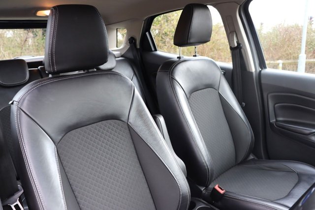 2016 FORD ECOSPORT - Photo 12