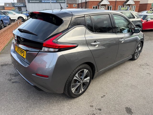 2019 Nissan Leaf - Photo 10