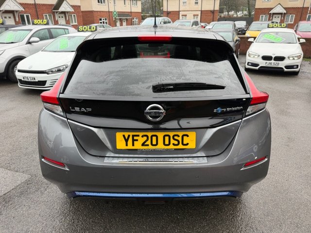 2020 Nissan Leaf - Photo 8