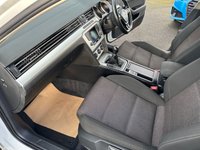 USED 2015 65 VOLKSWAGEN PASSAT 2.0 TDI BlueMotion Tech SE Business Saloon 4dr Diesel Manual Euro 6 (s/s) (150 ps) SERVICE HISTORY-7 STAMPS-NAV-&pound;20 TAX-DAB RADIO-PARK PILOT