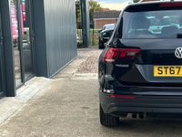 USED 2017 67 VOLKSWAGEN TIGUAN 2.0 TDI SE Navigation SUV 5dr Diesel DSG Euro 6 (s/s) (150 ps) FULL SERVICE HISTORY, SAT NAV!