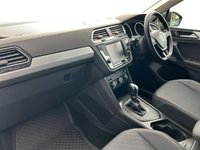 USED 2017 67 VOLKSWAGEN TIGUAN 2.0 TDI SE Navigation SUV 5dr Diesel DSG Euro 6 (s/s) (150 ps) FULL SERVICE HISTORY, SAT NAV!