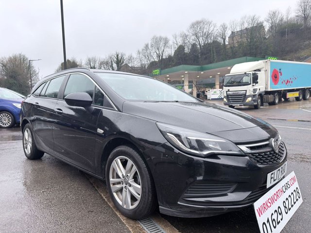 2017 Vauxhall Astra 1L Design 5dr - Photo 2