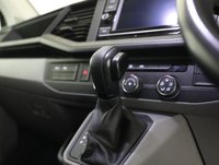 USED 2020 70 VOLKSWAGEN TRANSPORTER SHUTTLE 2.0 TDI SE Minibus Double Cab 5dr Diesel DSG LWB Euro 6 (s/s) (150 ps) **8 SEATER DIESEL AUTOMATIC LWB*