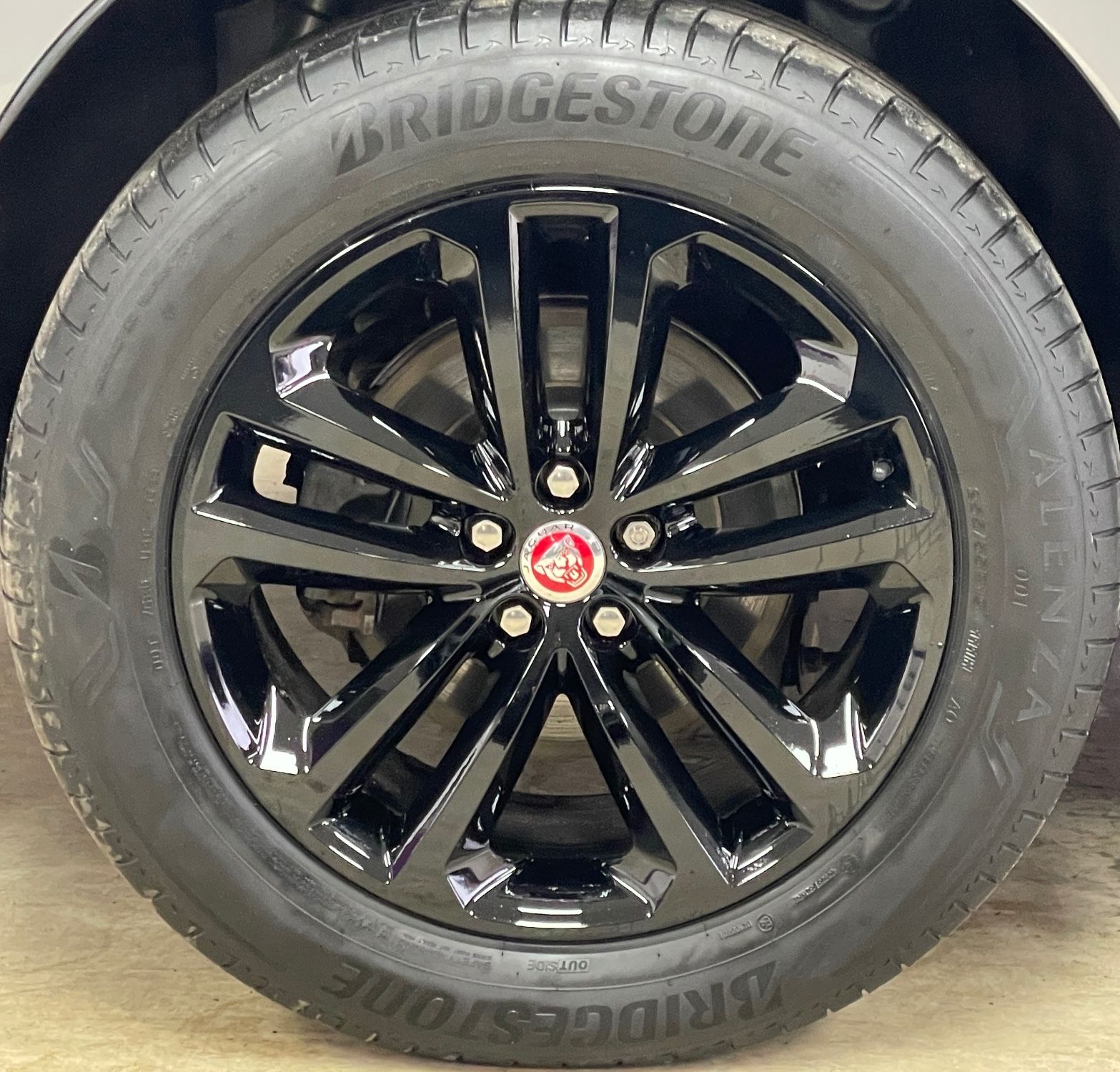 USED 2019 69 JAGUAR F-PACE 2.0 D180 R-Sport SUV 5dr Diesel Auto Euro 6 (s/s) (180 ps) 