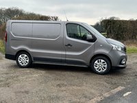 USED 2019 19 RENAULT TRAFIC 1.6 dCi ENERGY 27 Sport Nav Panel Van 5dr Diesel Manual SWB Standard Roof Euro 6 (s/s) (125 ps) ALLOYS, LEATHER INTERIOR, NAV