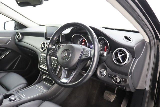 2018 Mercedes-Benz Gla Class 1.6L Se 5dr - Photo 10