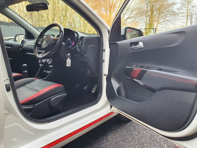 2018 KIA PICANTO 1.0 GT-Line Hatchback 5dr Petrol Manual Euro 6 (66 bhp) - Photo 12
