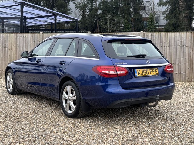 2017 Mercedes-Benz C-CLASS - Photo 3