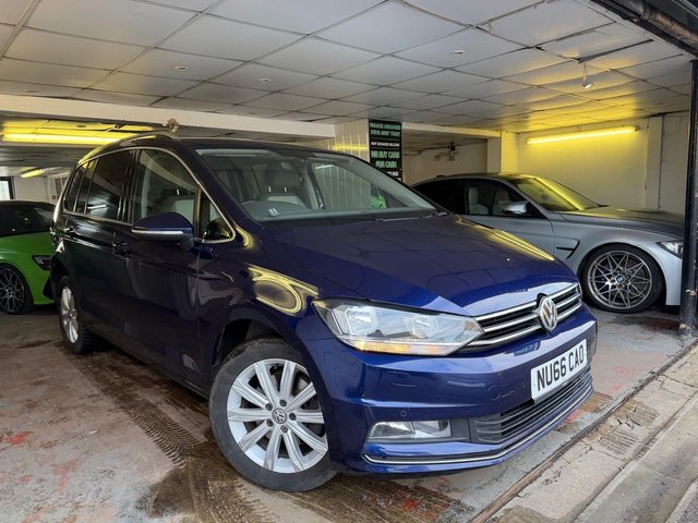 View our VOLKSWAGEN TOURAN