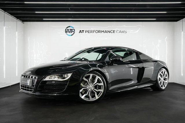 2011 R Audi R8 5.2 FSI V10 Coupe 2dr Petrol Manual quattro Euro 5 (525 ps)