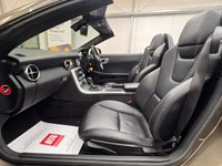 USED 2012 62 MERCEDES-BENZ SLK 2.1 SLK250 CDI BlueEfficiency Convertible 2dr Diesel G-Tronic+ Euro 5 (s/s) (204 ps) Heated Leather - Hard Top Roof - 1 Previous Owner