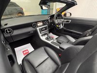 USED 2012 62 MERCEDES-BENZ SLK 2.1 SLK250 CDI BlueEfficiency Convertible 2dr Diesel G-Tronic+ Euro 5 (s/s) (204 ps) Heated Leather - Hard Top Roof - 1 Previous Owner