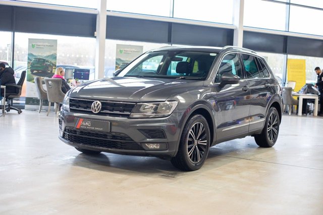 2018 Volkswagen Tiguan 2L SE Navigation 5dr - Photo 10