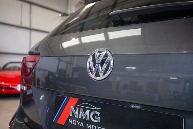 2018 Volkswagen Tiguan 2L SE Navigation 5dr - Photo 12