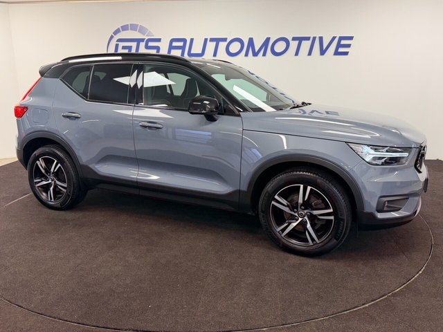 2020 VOLVO XC40 - Photo 8