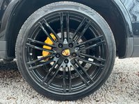 USED 2017 17 PORSCHE CAYENNE 4.2 TD V8 S Platinum Edition SUV 5dr Diesel TiptronicS 4WD Euro 6 (s/s) (385 ps) IMMACULATE- FULL SERVICE HIST-