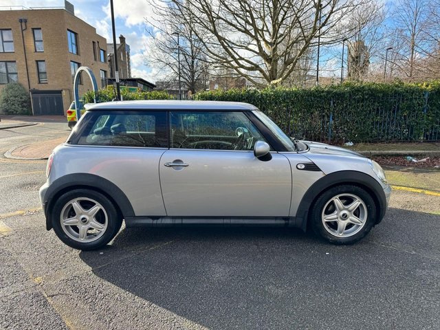 2007 MINI Hatch 1.6L Cooper 3dr - Photo 11