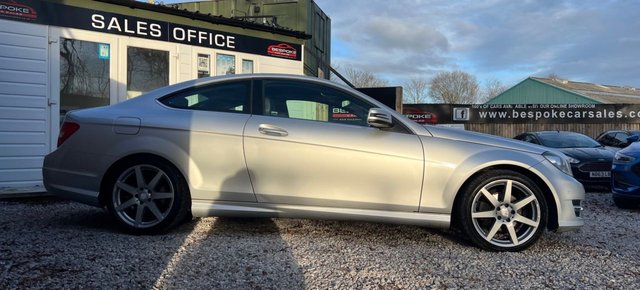 2012 Mercedes-Benz C-CLASS - Photo 12