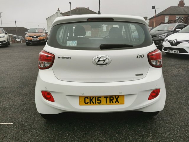 2015 HYUNDAI I10 - Photo 5