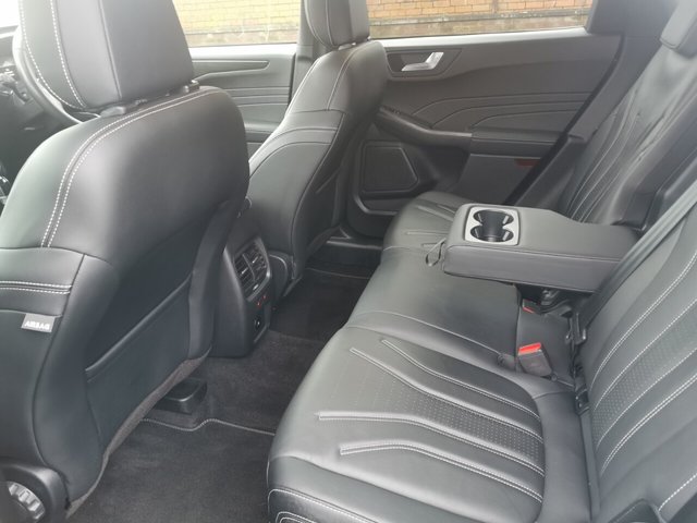 2022 FORD KUGA - Photo 11