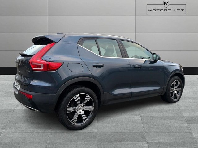 2019 VOLVO XC40 - Photo 12