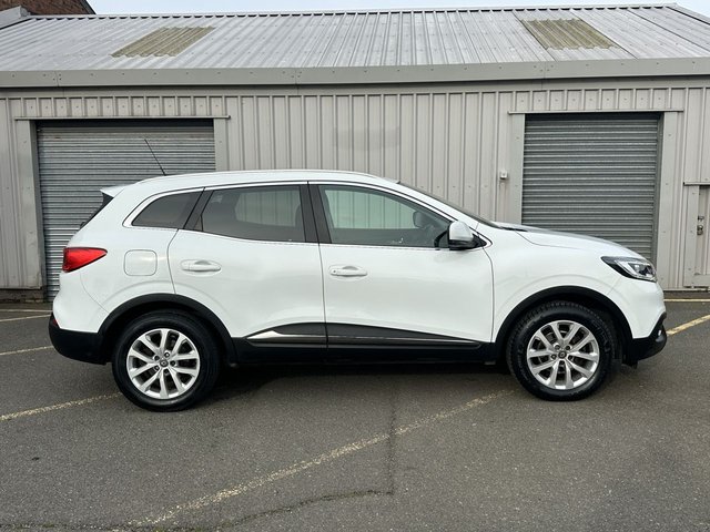 2017 RENAULT KADJAR - Photo 6