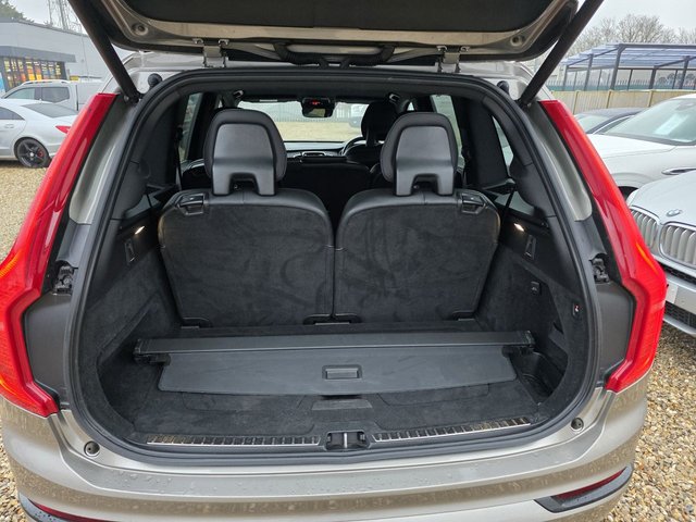 2020 VOLVO XC90 - Photo 11