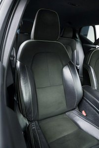 USED 2019 69 VOLVO XC40 1.5 T3 R-Design Auto Euro 6 (s/s) 5dr Service History, 2 Keys
