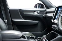 USED 2019 69 VOLVO XC40 1.5 T3 R-Design Auto Euro 6 (s/s) 5dr Service History, 2 Keys