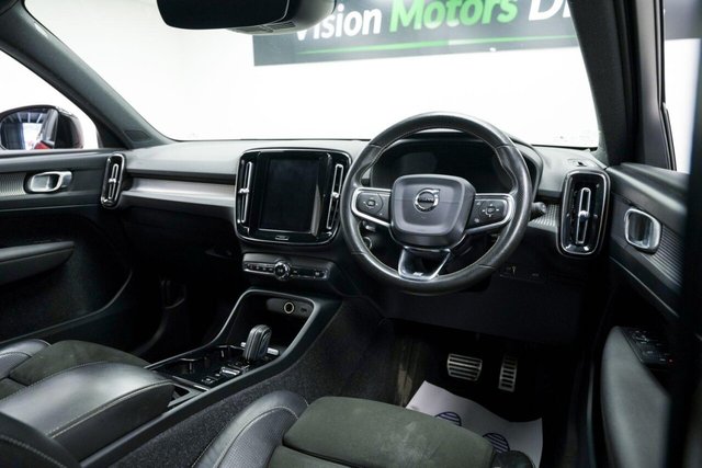 2019 VOLVO XC40 1.5 T3 R-Design Auto Euro 6 (s/s) 5dr - Photo 11