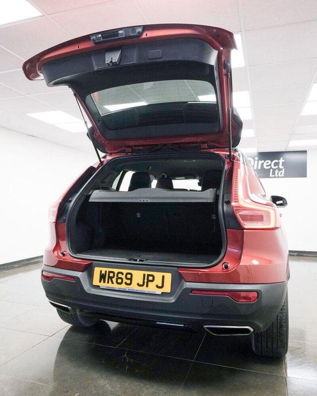 2019 VOLVO XC40 1.5 T3 R-Design Auto Euro 6 (s/s) 5dr - Photo 8