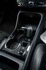 USED 2019 69 VOLVO XC40 1.5 T3 R-Design Auto Euro 6 (s/s) 5dr Service History, 2 Keys
