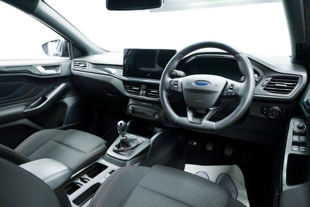 2023 FORD FOCUS 1.0T EcoBoost ST-Line Euro 6 (s/s) 5dr - Photo 11