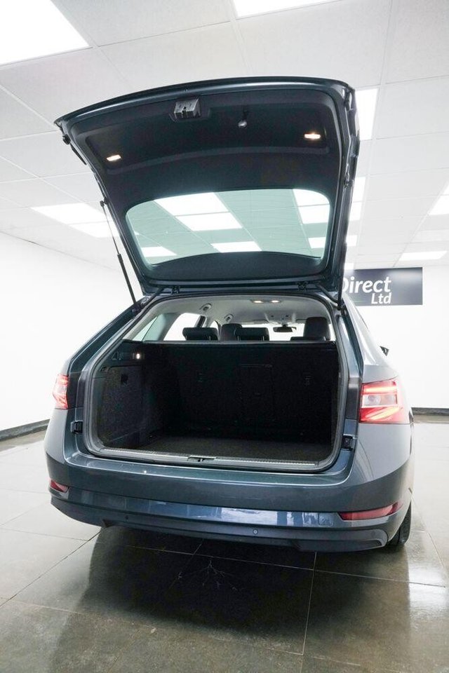 2018 SKODA SUPERB 2.0 TDI SE Technology Euro 6 (s/s) 5dr - Photo 8