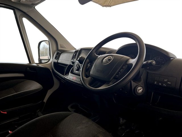 View our VAUXHALL MOVANO