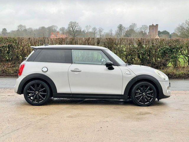 2017 MINI Hatch 2L Cooper S 3dr - Photo 8