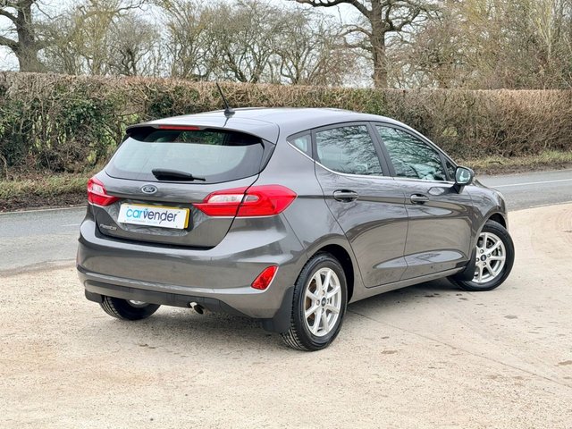 2018 Ford Fiesta 1L Zetec 5dr - Photo 6