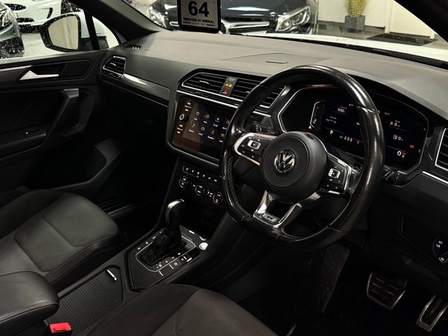 2020 Volkswagen Tiguan 2L R-Line Tech 5dr - Photo 4